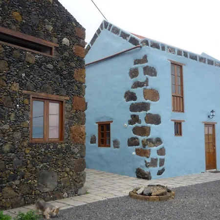 Country house El Tenique
